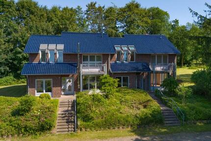 Haus Neuberend - 11 Zimmer, 263 m&sup2;, 750.000&euro; | Angebot:24739604