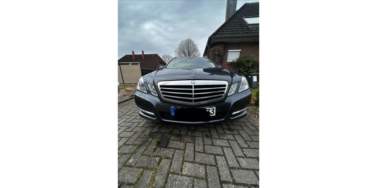 Mercedes-Benz E 220 260.000 km 9.000 &euro; Tarp 24963