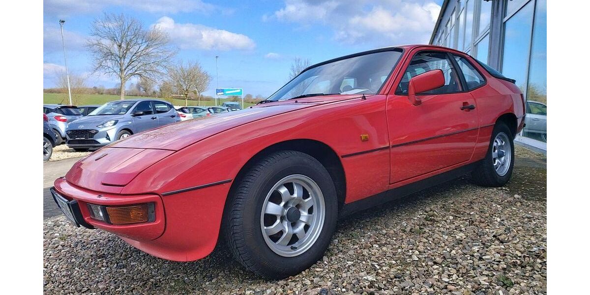 Porsche 924 111.005 km 8.900 &euro; Steinbergkirche 24972