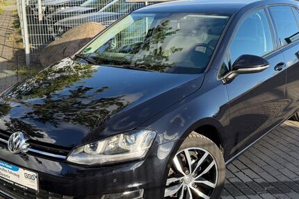 VW Golf 119.000 km 9.990 &euro; Schleswig 24837