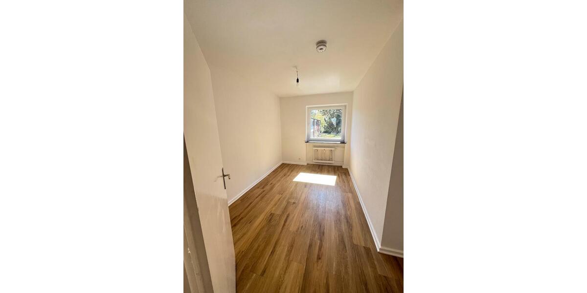 Etagenwohnung Kappeln - 3 Zimmer, 68 m&sup2;, 549&euro; | Angebot:26428675