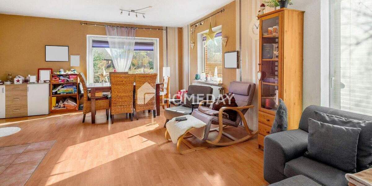 Einfamilienhaus Alt Duvenstedt - 4 Zimmer, 100 m&sup2;, 139.000&euro; | Angebot:25879102