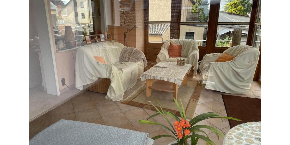 Etagenwohnung Esgrus - 3 Zimmer, 97 m&sup2;, 900&euro; | Angebot:26429252