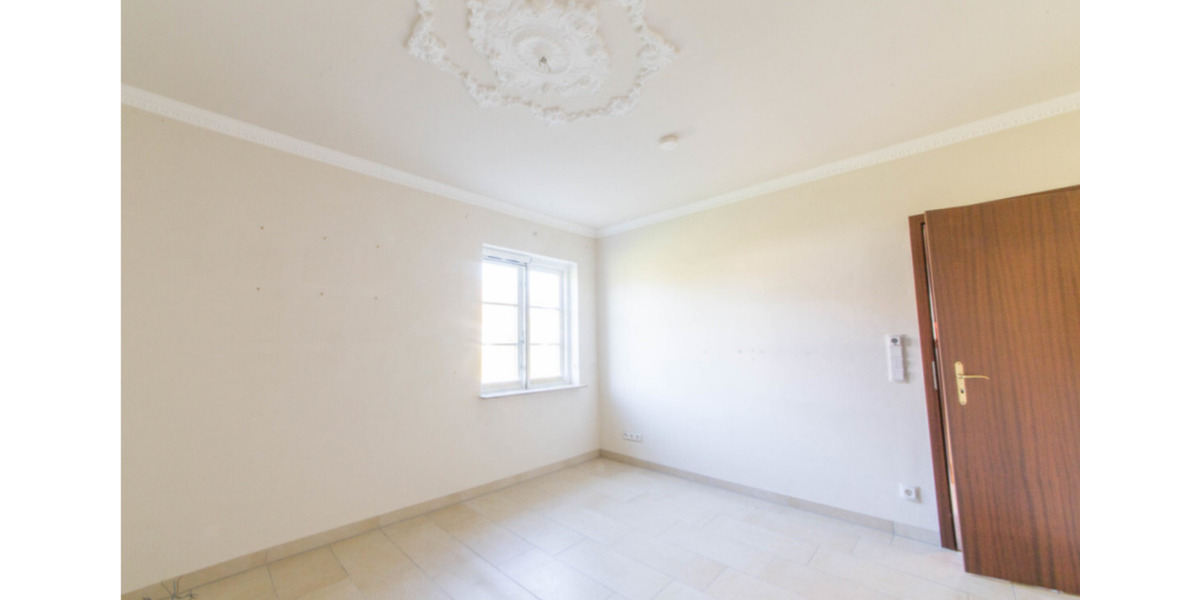 Einfamilienhaus Dörphof - 8 Zimmer, 163 m&sup2;, 1.750&euro; | Angebot:25320800