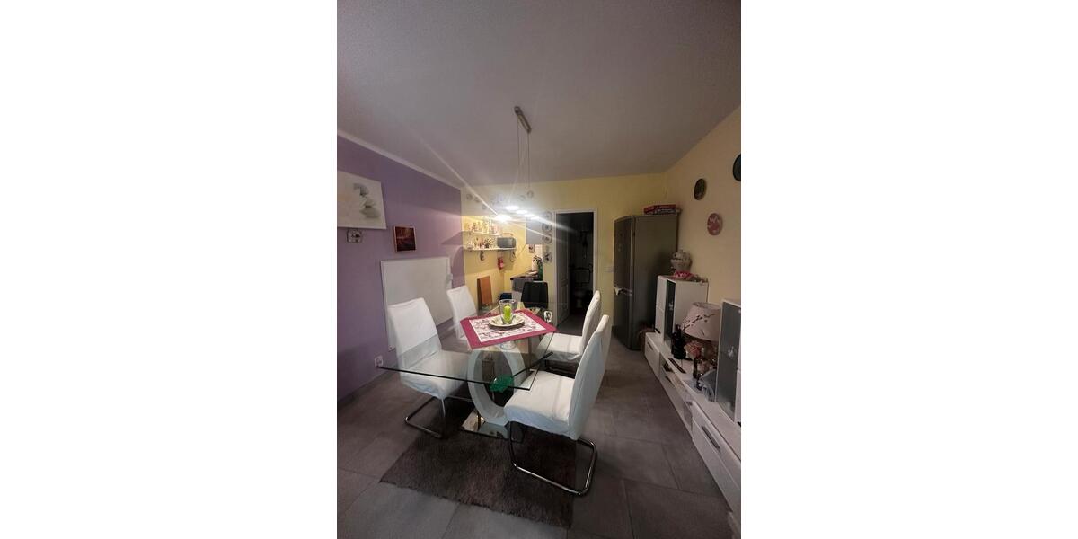 Doppelhaushälfte Büdelsdorf - 4.5 Zimmer, 120 m&sup2;, 280.000&euro; | Angebot:25805609