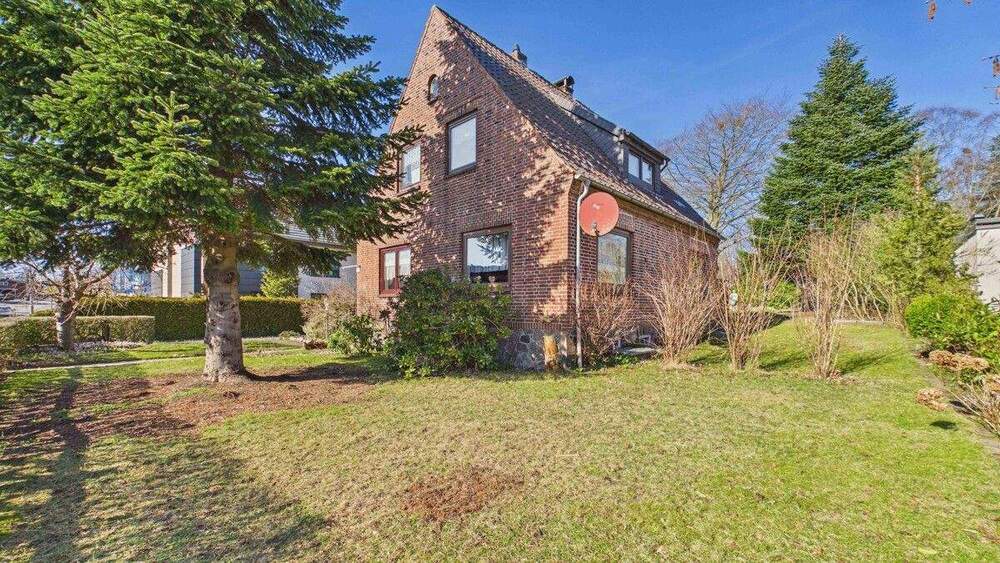 Einfamilienhaus Süderbrarup - 5 Zimmer, 106 m&sup2;, 195.000&euro; | Angebot:25796487