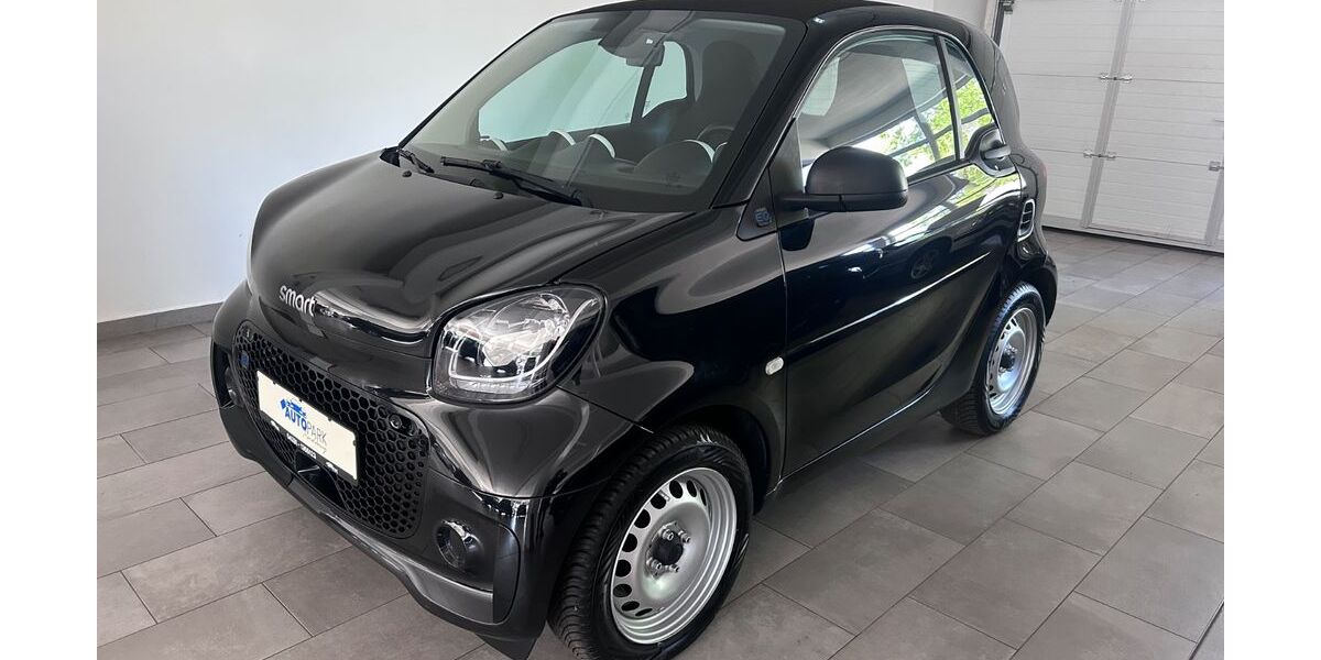 Smart ForTwo 25.292 km 9.980 &euro; Rendsburg 24768