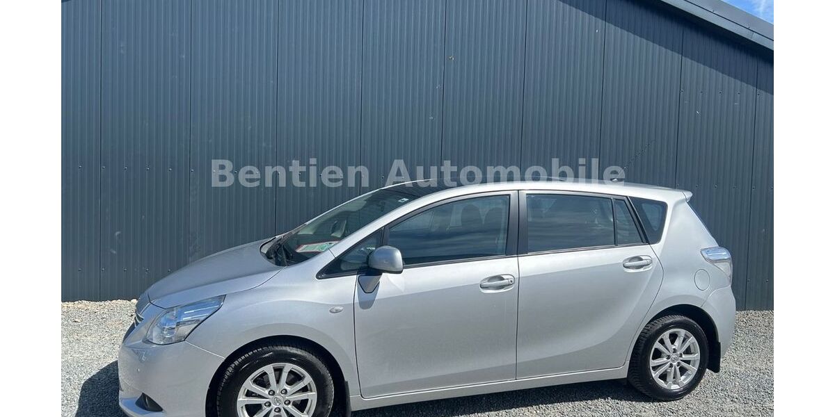 Toyota Verso 178.500 km 6.990 &euro; Schleswig 24837
