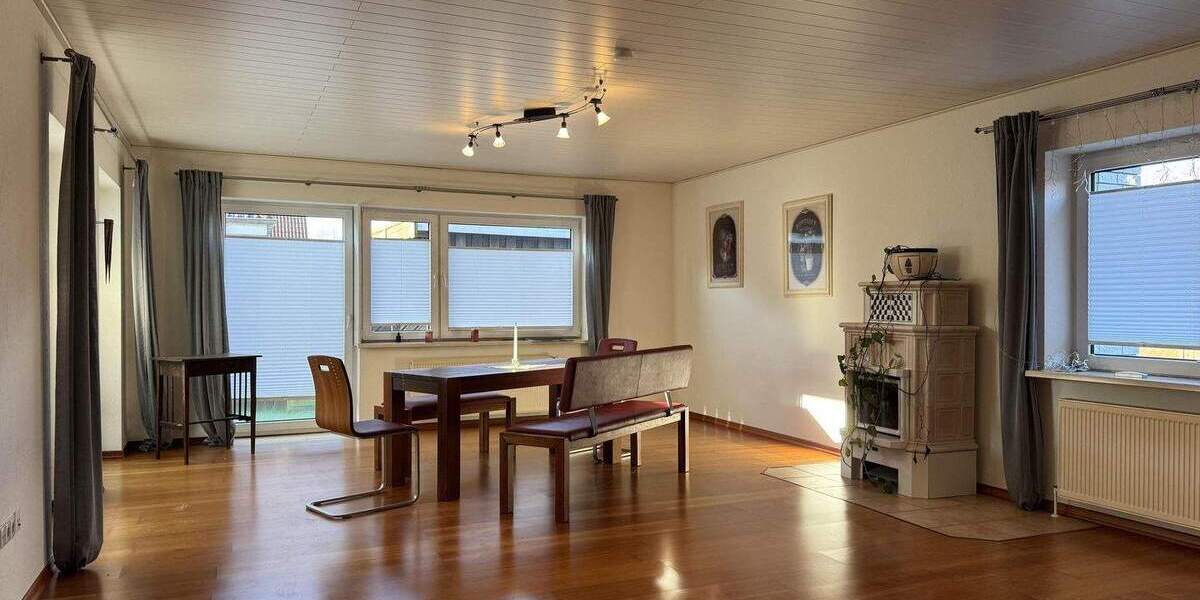 Einfamilienhaus Tarp - 8 Zimmer, 293 m&sup2;, 550.000&euro; | Angebot:25706569