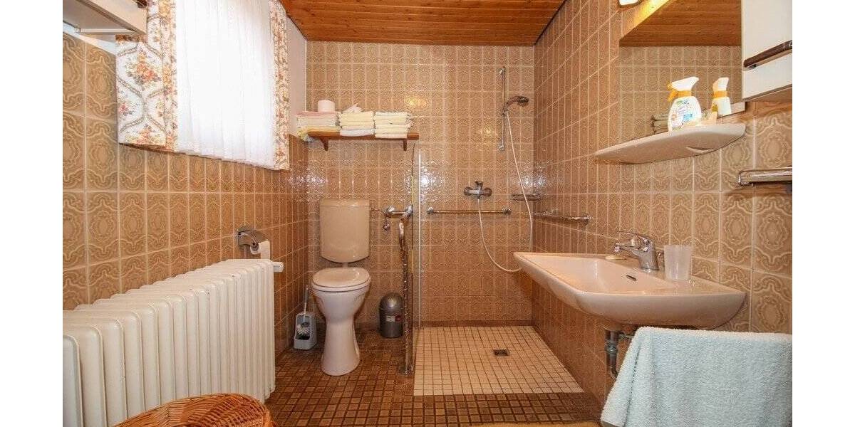 Einfamilienhaus Erfde - 7 Zimmer, 156 m&sup2;, 169.000&euro; | Angebot:25667573