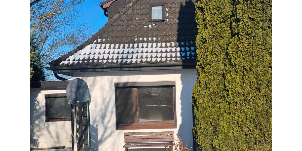 Einfamilienhaus Dörphof - 3 Zimmer, 215 m&sup2;, 1.500&euro; | Angebot:24895480