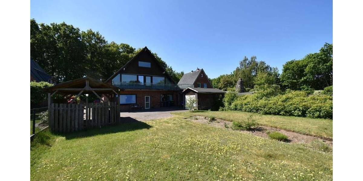 Einfamilienhaus Westerrönfeld - 8 Zimmer, 207 m&sup2;, 249.000&euro; | Angebot:25815161