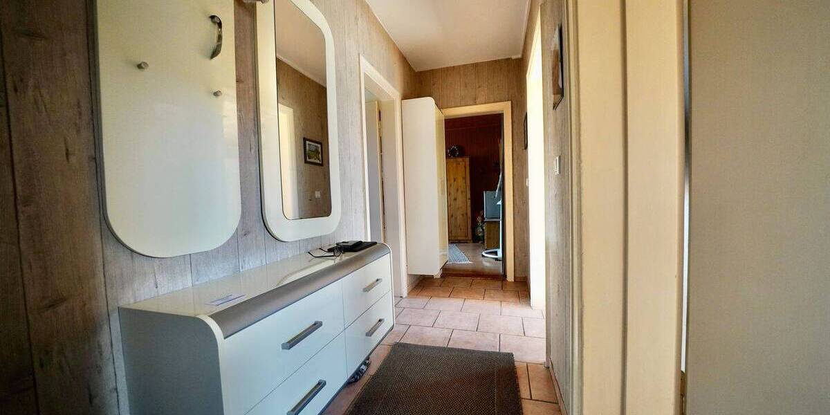 Etagenwohnung Rendsburg - 3 Zimmer, 70 m&sup2;, 119.900&euro; | Angebot:25743470