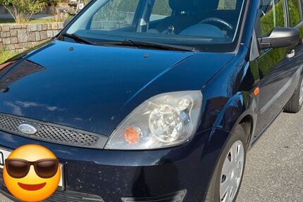 Ford Fiesta 145.000 km 2.500 &euro; Sophienhamm 24806