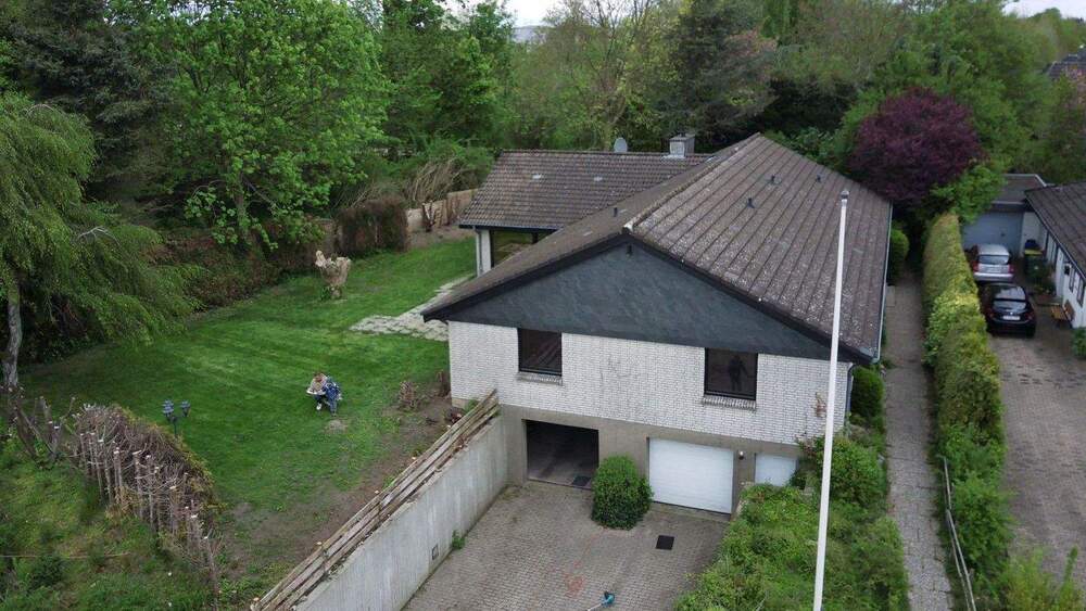 Einfamilienhaus Schleswig - 6 Zimmer, 202 m&sup2;, 420.000&euro; | Angebot:25657418