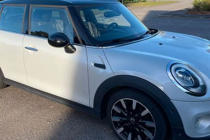 Mini Cooper 84.000 km 11.000 &euro; Schuby 24850