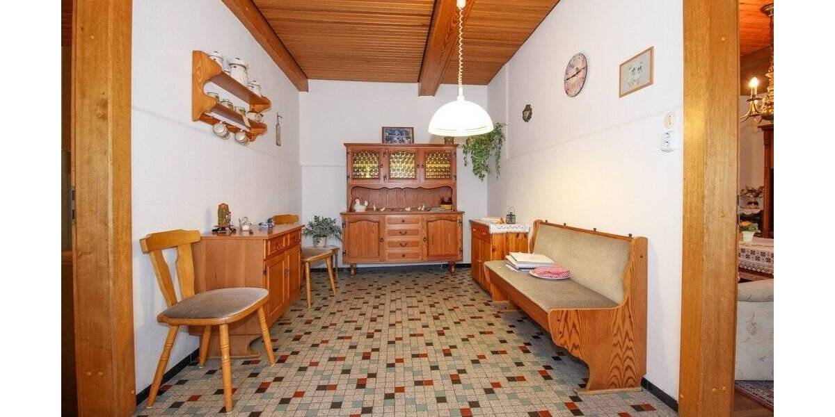 Einfamilienhaus Erfde - 7 Zimmer, 156 m&sup2;, 169.000&euro; | Angebot:25667573