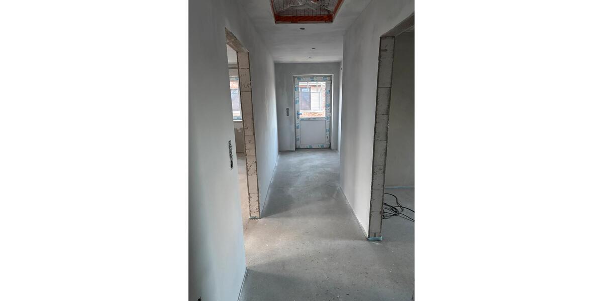 Dachgeschoßwohnung Viöl - 4 Zimmer, 92 m&sup2;, 1.175&euro; | Angebot:25612486