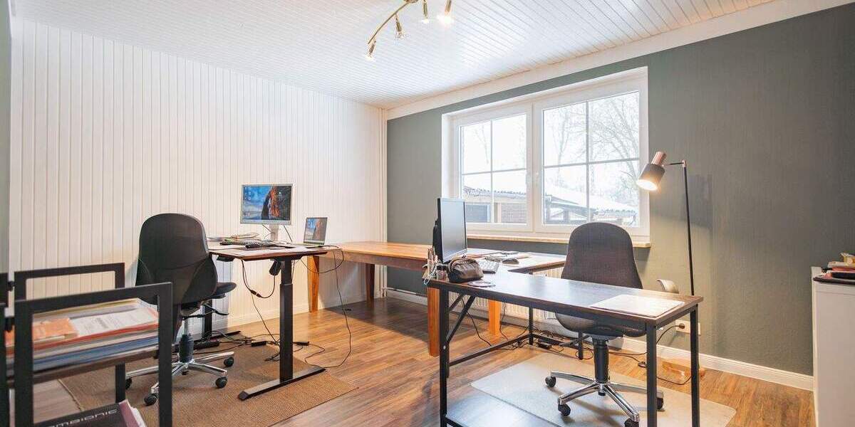 Mehrfamilienhaus, Wohnhaus Lohe-Föhrden Föhrden - 8 Zimmer, 195 m&sup2;, 299.000&euro; | Angebot:25728177