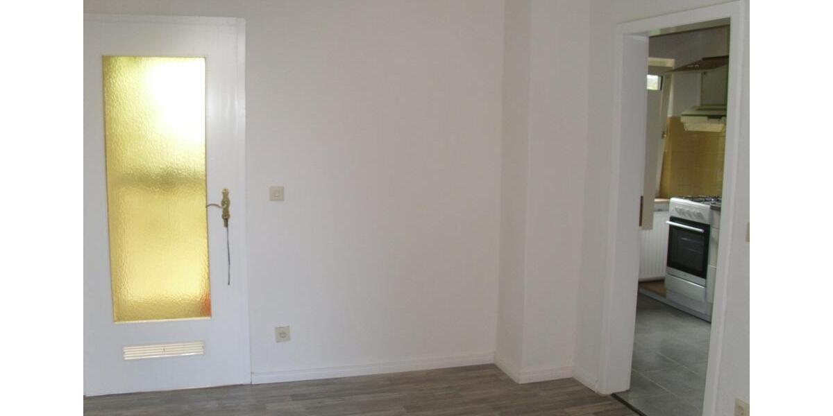 Erdgeschoßwohnung Büdelsdorf - 1 Zimmer, 28 m&sup2;, 305&euro; | Angebot:25869695