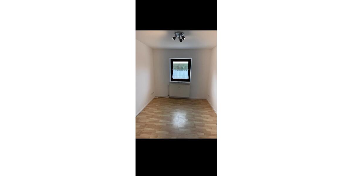 Erdgeschoßwohnung Groß Wittensee - 4 Zimmer, 75 m&sup2;, 750&euro; | Angebot:25926322