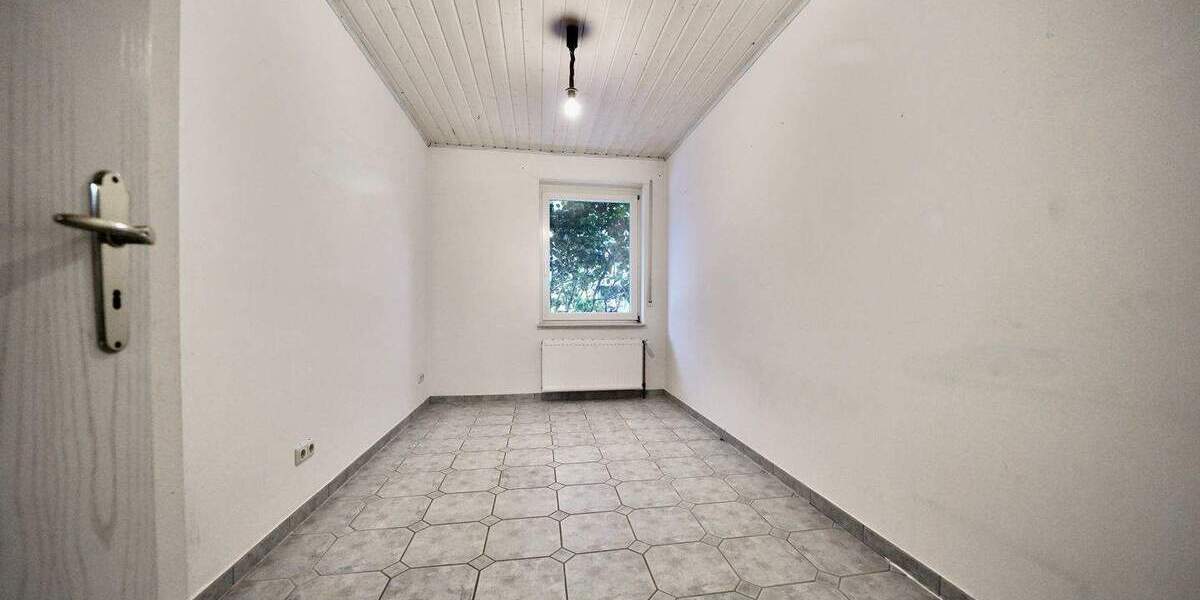 Mehrfamilienhaus, Wohnhaus Großwaabs Großwaabs - 8 Zimmer, 235 m&sup2;, 469.000&euro; | Angebot:25700576