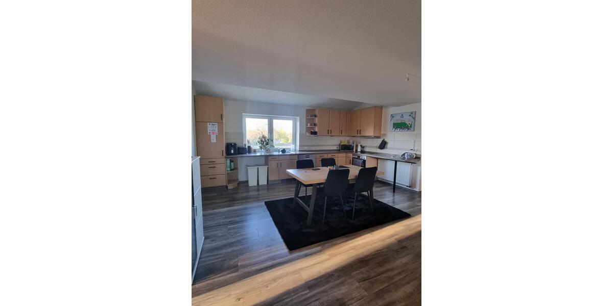Etagenwohnung Großenwiehe - 3 Zimmer, 97 m&sup2;, 1.015&euro; | Angebot:26652141