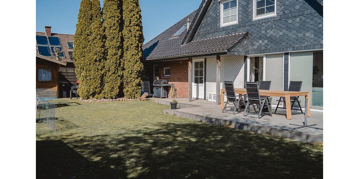 Einfamilienhaus Tarp - 7 Zimmer, 182 m&sup2;, 2.000&euro; | Angebot:26615418