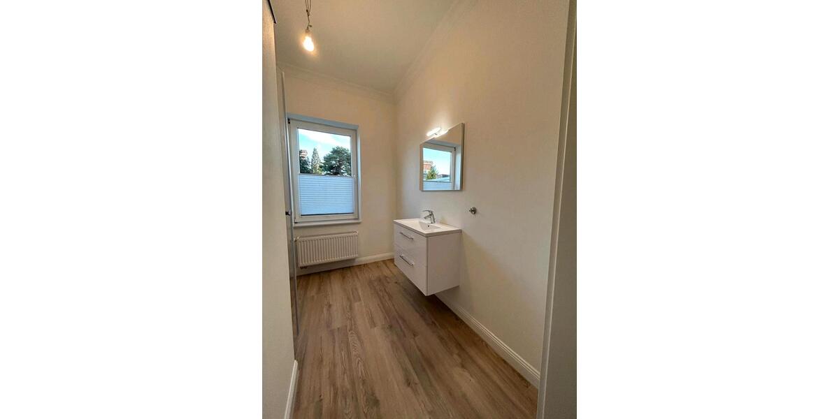 Etagenwohnung Schleswig - 2 Zimmer, 65 m&sup2;, 715&euro; | Angebot:25842638