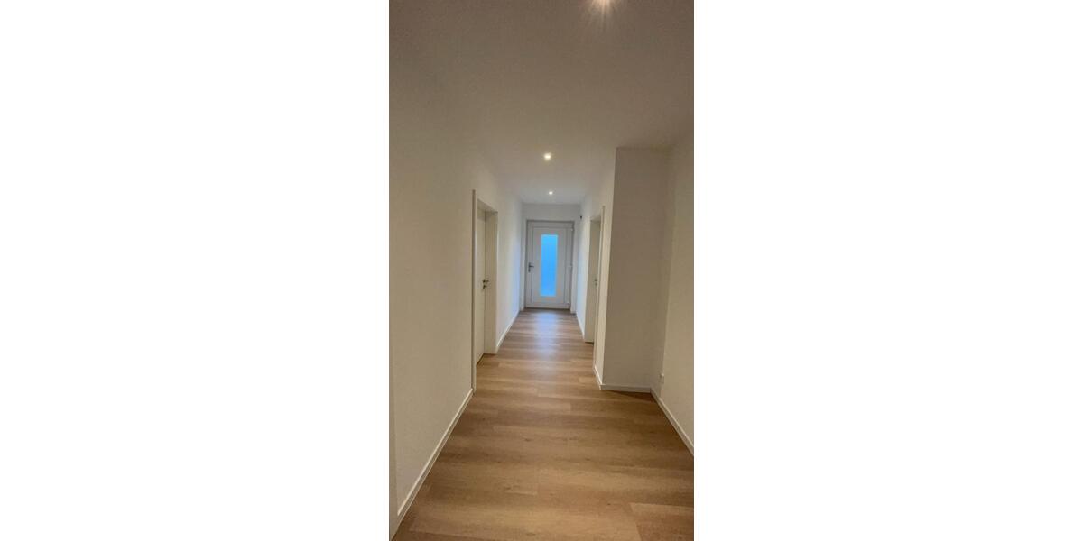 Erdgeschoßwohnung Jübek - 4 Zimmer, 85 m&sup2;, 1.200&euro; | Angebot:26666055