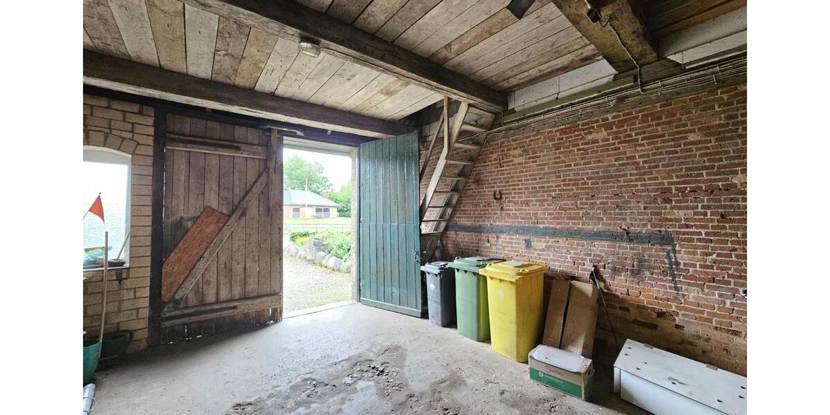 Bauernhaus, Landhaus Winnert - 6 Zimmer, 289 m&sup2;, 375.000&euro; | Angebot:20970844