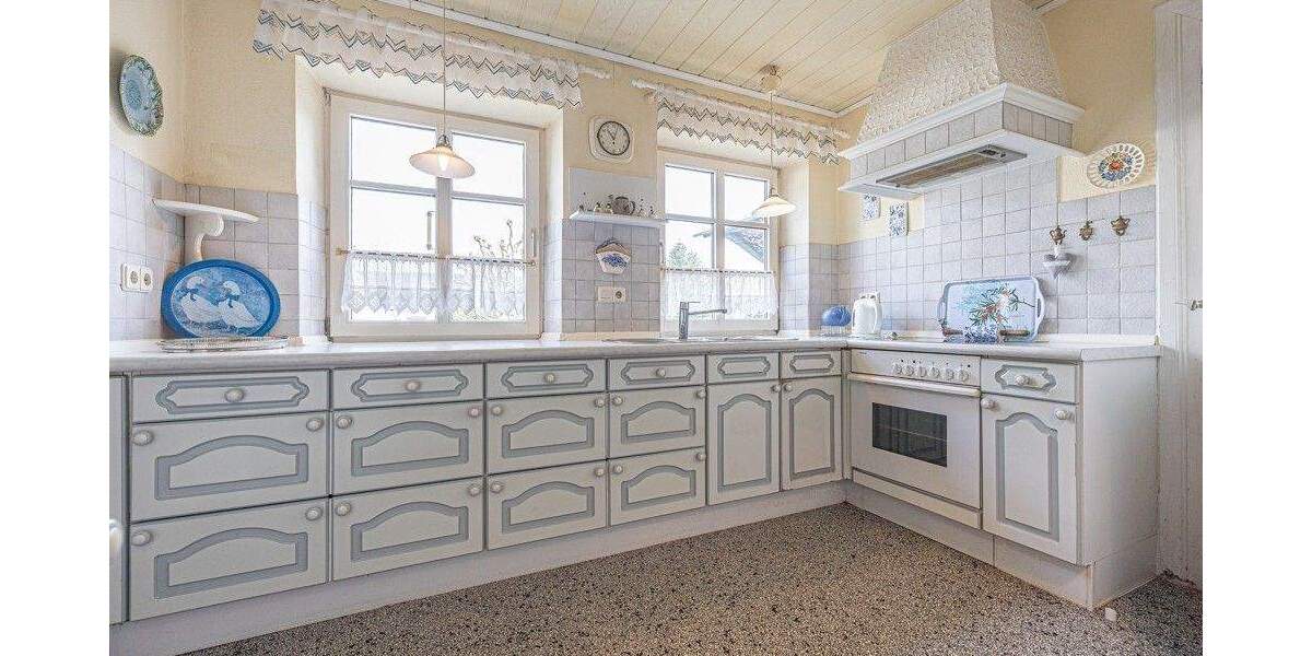 Bauernhaus, Landhaus Uelsby - 3 Zimmer, 110 m&sup2;, 299.000&euro; | Angebot:25737379