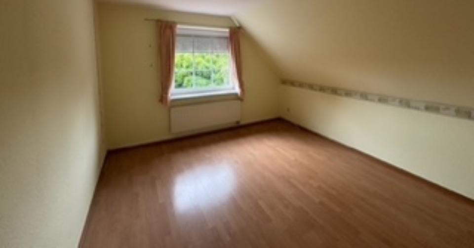 Doppelhaushälfte Schwabstedt - 4 Zimmer, 130 m&sup2;, 269.000&euro; | Angebot:25236386