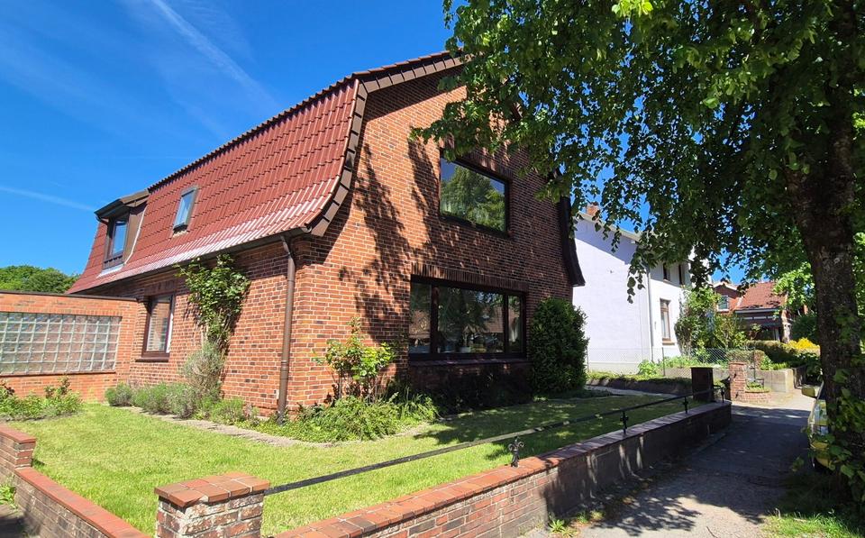 Einfamilienhaus Rendsburg - 4.5 Zimmer, 155 m&sup2;, 369.000&euro; | Angebot:27004431