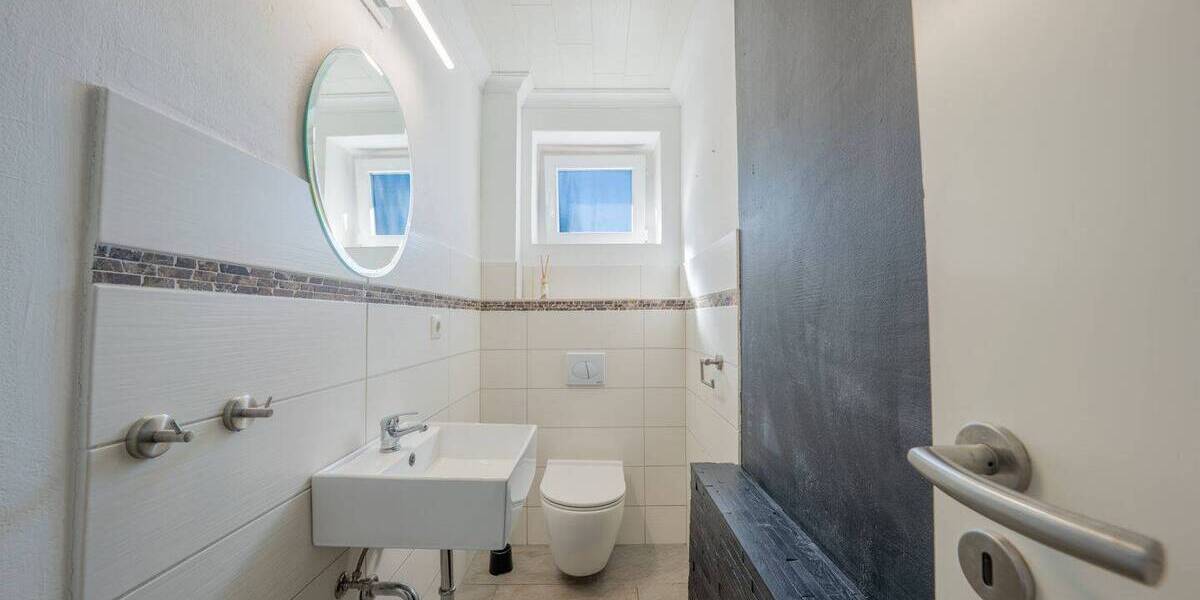 Mehrfamilienhaus, Wohnhaus Kropp - 9 Zimmer, 224 m&sup2;, 469.000&euro; | Angebot:25730186