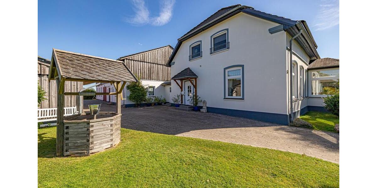 Einfamilienhaus Tolk - 10 Zimmer, 320 m&sup2;, 750.000&euro; | Angebot:25782710