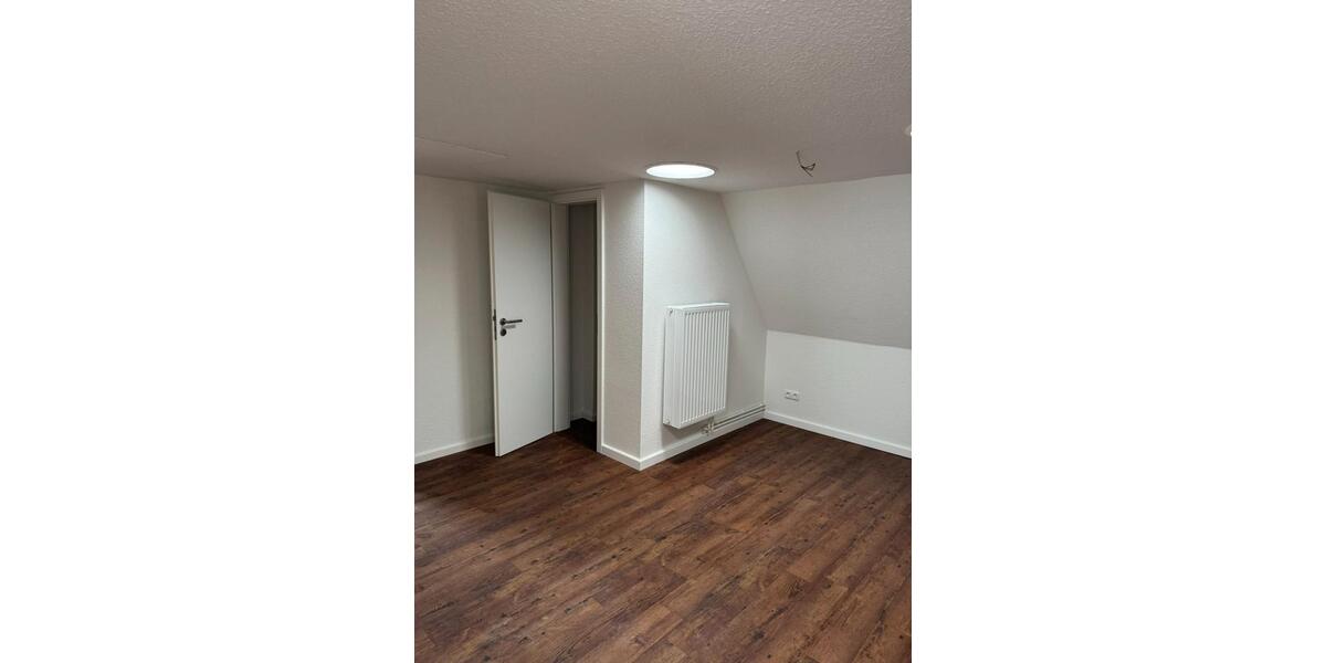 Dachgeschoßwohnung Schleswig - 2 Zimmer, 68 m&sup2;, 815&euro; | Angebot:26456436