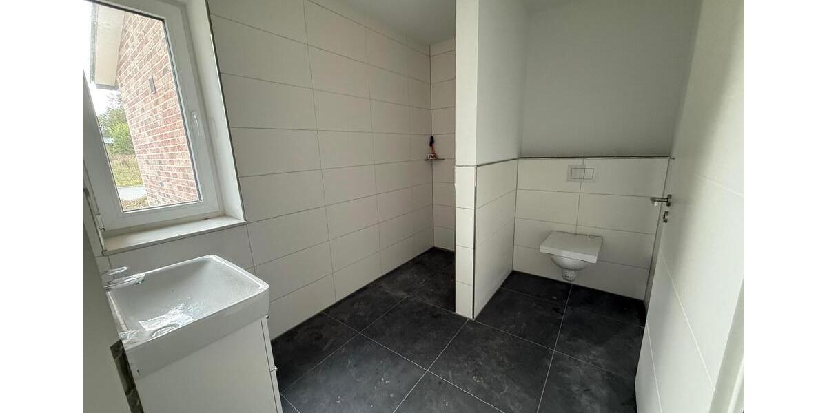 Dachgeschoßwohnung Steinbergkirche - 3 Zimmer, 77 m&sup2;, 990&euro; | Angebot:26417109