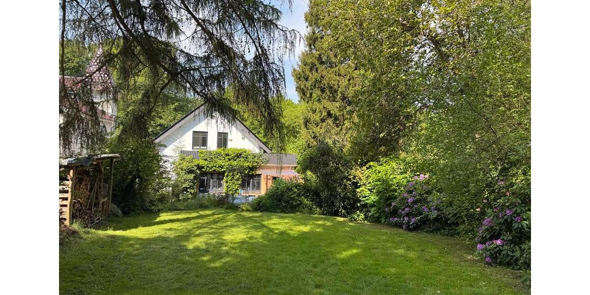 Mehrfamilienhaus, Wohnhaus Schleswig - 8 Zimmer, 188 m&sup2;, 549.000&euro; | Angebot:26692836