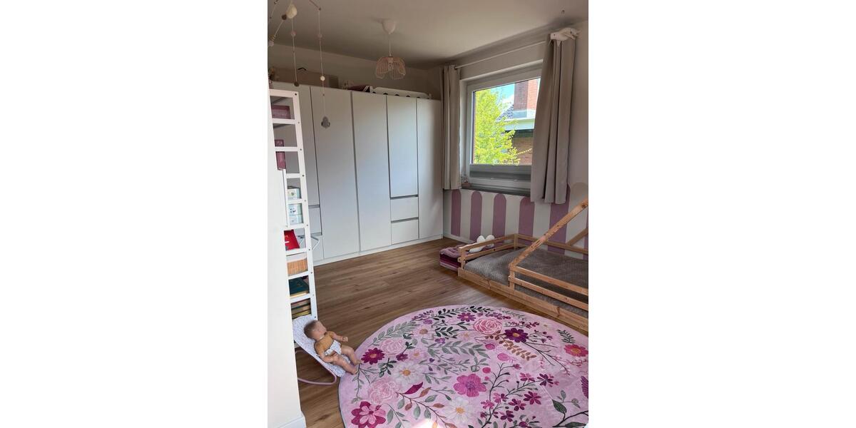 Bungalow Schleswig - 3 Zimmer, 125 m&sup2;, 525.000&euro; | Angebot:26463596
