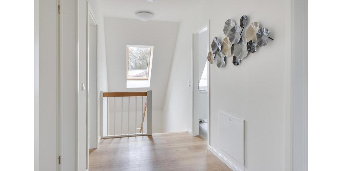 Reihenhaus Rieseby - 5 Zimmer, 206 m&sup2;, 2.300&euro; | Angebot:26230629