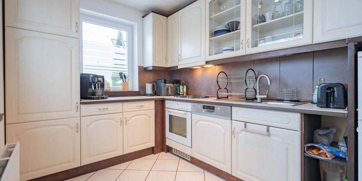 Mehrfamilienhaus, Wohnhaus Lohe-Föhrden Föhrden - 8 Zimmer, 195 m&sup2;, 299.000&euro; | Angebot:25728177