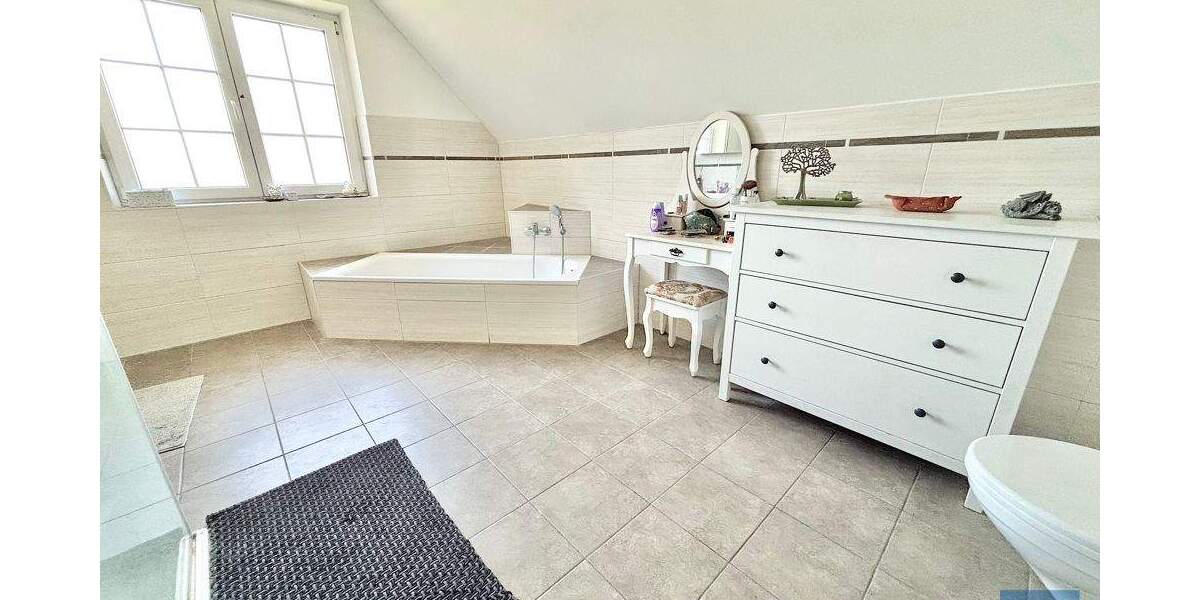 Mehrfamilienhaus, Wohnhaus Krummwisch - 6 Zimmer, 181 m&sup2;, 479.000&euro; | Angebot:25730963