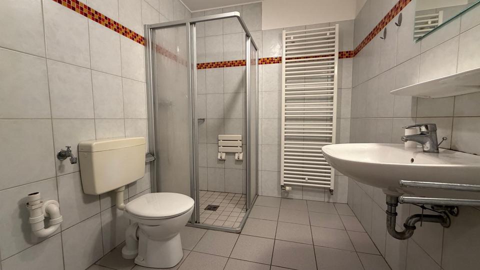 Erdgeschoßwohnung Schleswig - 1 Zimmer, 40 m&sup2;, 330&euro; | Angebot:26648978