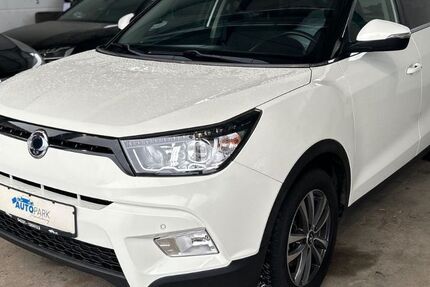 SsangYong Tivoli 83.494 km 9.980 &euro; Rendsburg 24768