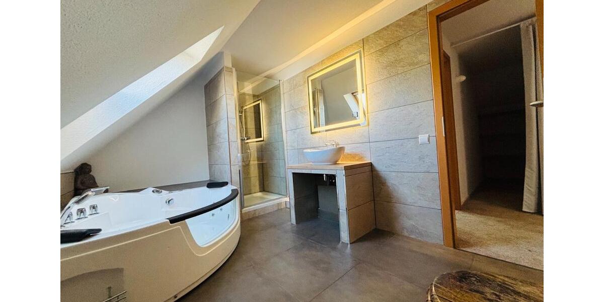 Einfamilienhaus Fockbek - 8 Zimmer, 195 m&sup2;, 1.700&euro; | Angebot:26635987