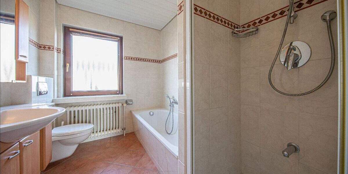 Bungalow Büdelsdorf - 4 Zimmer, 107 m&sup2;, 249.000&euro; | Angebot:25880720