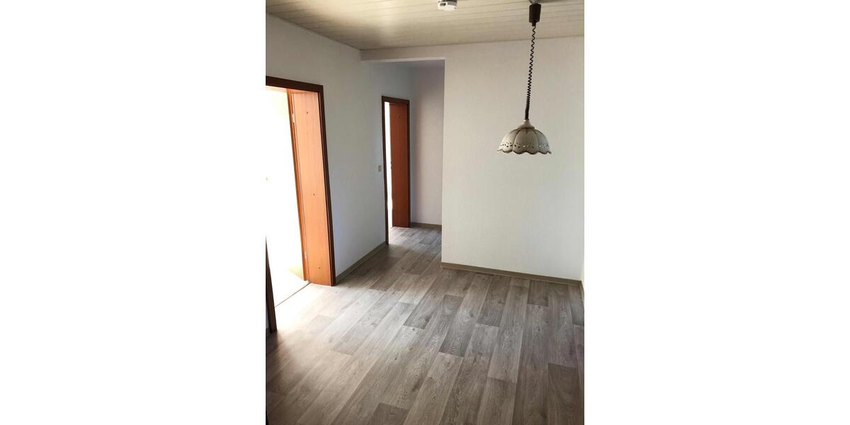 Etagenwohnung Westerrönfeld - 3 Zimmer, 72 m&sup2;, 135.000&euro; | Angebot:25851716