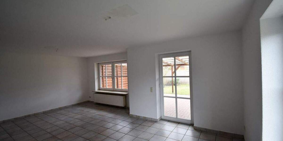 Doppelhaushälfte Osterrönfeld - 4 Zimmer, 104 m&sup2;, 390.000&euro; | Angebot:25909249