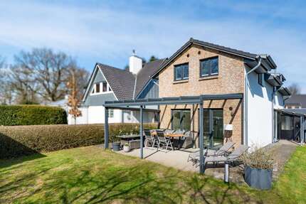 Haus Schleswig - 4 Zimmer, 131 m&sup2;, 417.000&euro; | Angebot:26058680